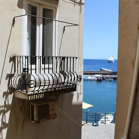 Casa Vacanza U Curtigghiu Lipari  Luaran gambar