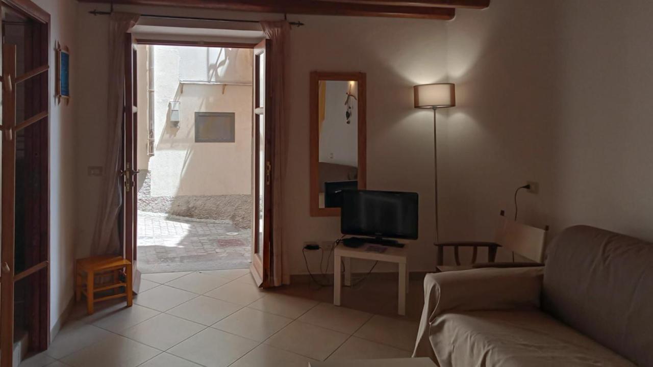 Casa Vacanza U Curtigghiu Lipari  Luaran gambar